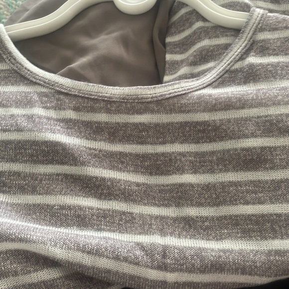 NWOT: : Elegant Short Sleeve Blouse - Picture 13 of 14